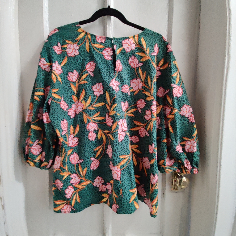 Printed Blouse with Balloon Sleeve